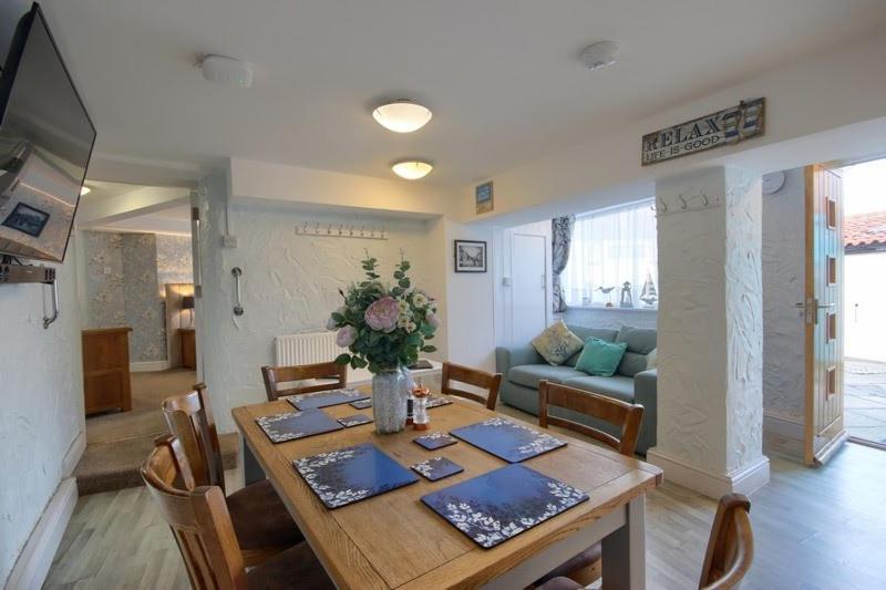 Smugglers Luxury Accommodation Sheringham Extérieur photo